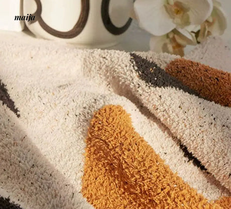 SOREMO Tulip Blanket from maija