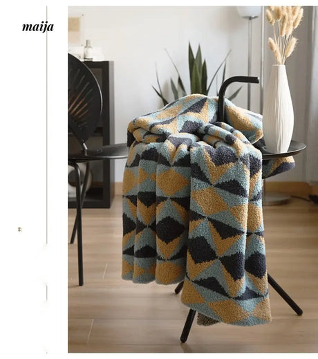 MAN YUE HOME Plush Knitted Sofa Duvet for Sleep from MAN YUE HOME