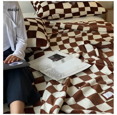 MAN YUE HOME INS Milk Plush Air Conditioning Blanket for Sofas from JOINFIT