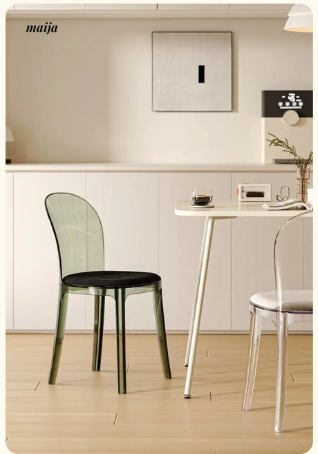 PUMPKIN BOX Acrylic Scandinavian Highchair from PUMPKIN BOX