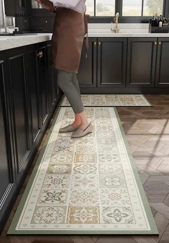 AOJU French Baroque Design Nonslip Kitchen Mat