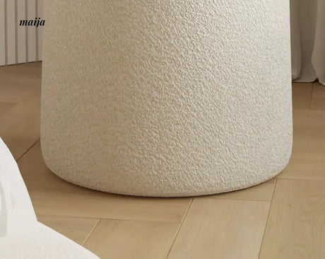 Cute Princess Bow Dressing Stool from Kaiyashi