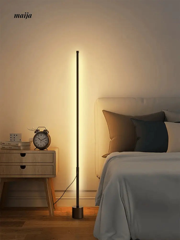 Vertical Lamp from maija