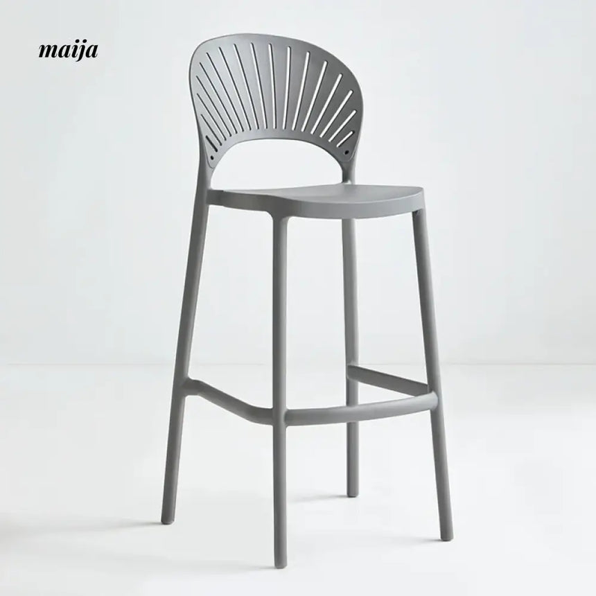 Wanda Plastic Bar Stool