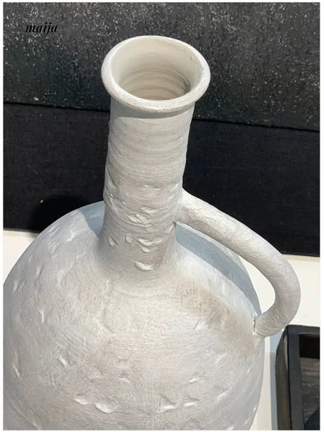 LILY WHITE Silent Ceramic Vase from LILY WHITE