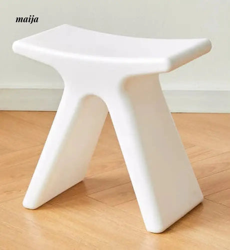 Pastel Shoe Changing Bench from maija