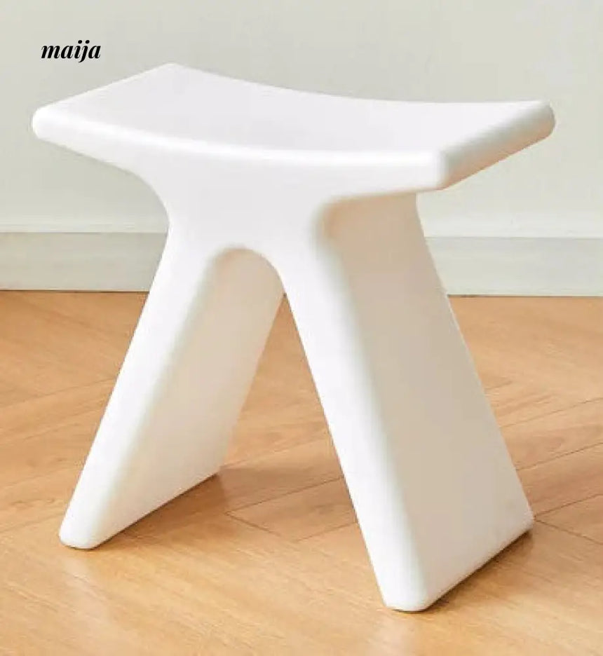 Pastel Shoe Changing Bench from maija