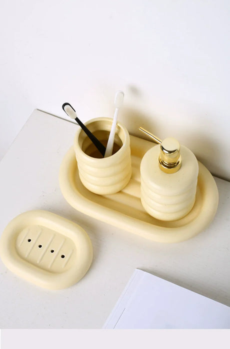 LENYVASEN Ivy Creative Brushing Cup Set from LENYVASEN