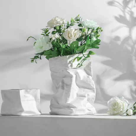 LENYVASEN Damian Fold-Bag Ceramic Flower Vase from LENYVASEN