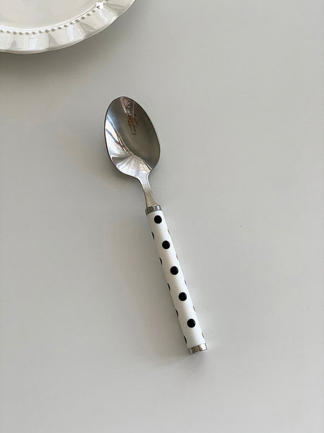 YASUKI Odette Elegant Wave-Patterned Dining Cutlery Set from YASUKI