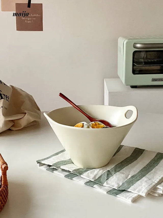 Chopstick Hole Noodle Bowl from maija