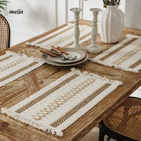 MAN YUE HOME Retro Table Flag Dining Tablecloth for Stylish Homes from MAN YUE HOME