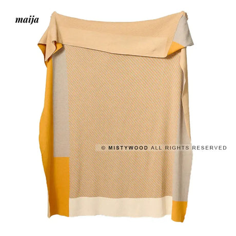 MISTYWOOD Knitted Blanket with Pastel Stripes from MISTYWOOD
