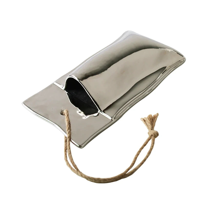 LENYVASEN Aria Wall-Mounted Hydroponic Vase from LENYVASEN