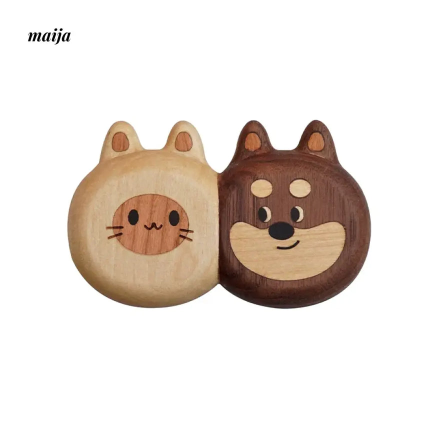 MOUNTAIN HOUSE Cat Friends Massage Wood Comb from MOUNTAIN HOUSE