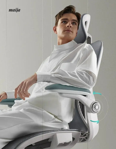 Black and White P53 Computer Chair from Kaiyashi