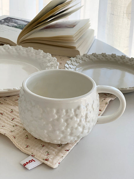 YASUKI Penelope Vintage Floral 3D Coffee Cup from YASUKI