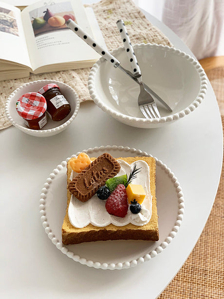 YASUKI Eliana Elegant Pearl White Ceramic Dessert Plate from YASUKI