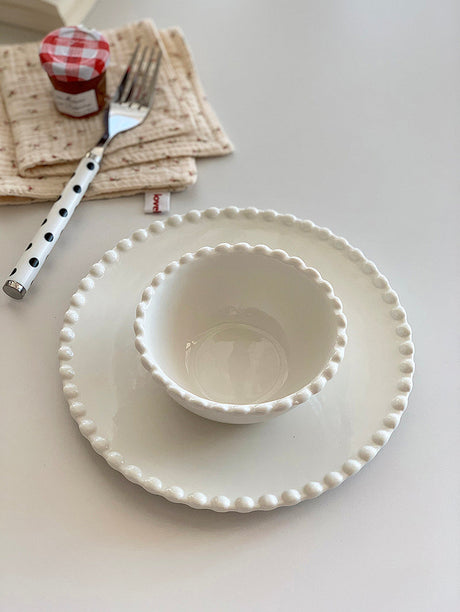 YASUKI Eliana Elegant Pearl White Ceramic Dessert Plate from YASUKI