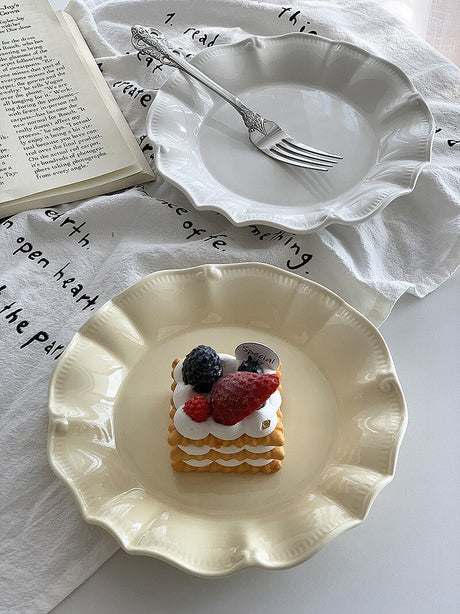 YASUKI Lila Exquisite Retro Ceramic Dessert Set from YASUKI