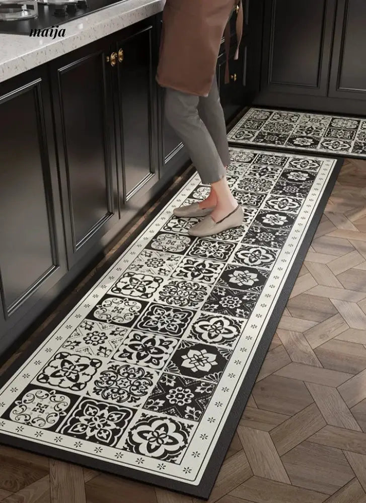 AOJU French Baroque Design Nonslip Kitchen Mat