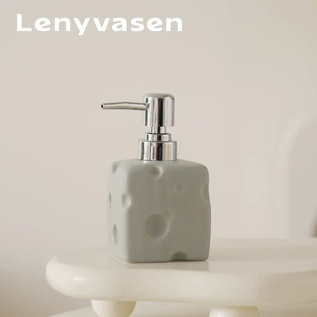 LENYVASEN Soren Shampoo Ceramic Container from LENYVASEN