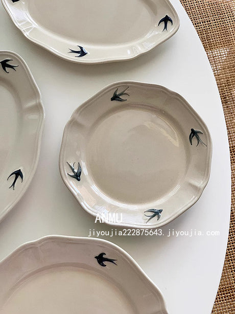 YASUKI Hiroshi Elegant Hand-Painted Ceramic Dish from YASUKI