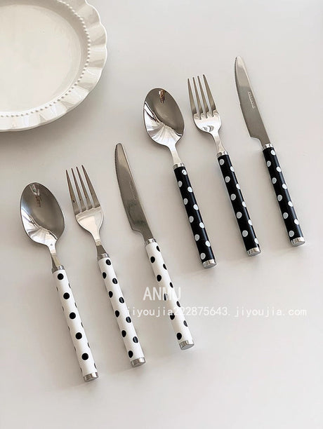 YASUKI Odette Elegant Wave-Patterned Dining Cutlery Set from YASUKI