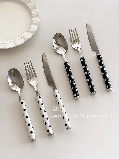 YASUKI Odette Elegant Wave-Patterned Dining Cutlery Set from YASUKI