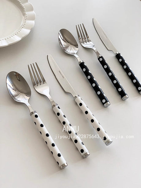 YASUKI Odette Elegant Wave-Patterned Dining Cutlery Set from YASUKI