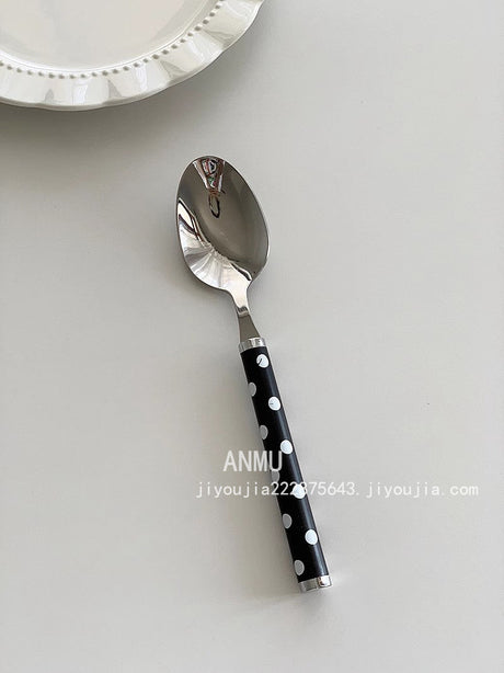 YASUKI Odette Elegant Wave-Patterned Dining Cutlery Set from YASUKI