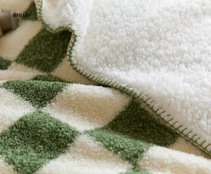 Chessboard Fleece Throw from REWER