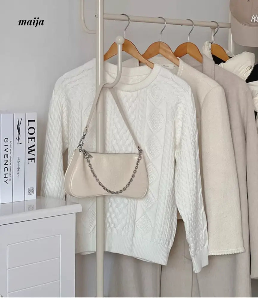 Marshall Load-Bearing Coat Hanger with Basket from Kaiyashi