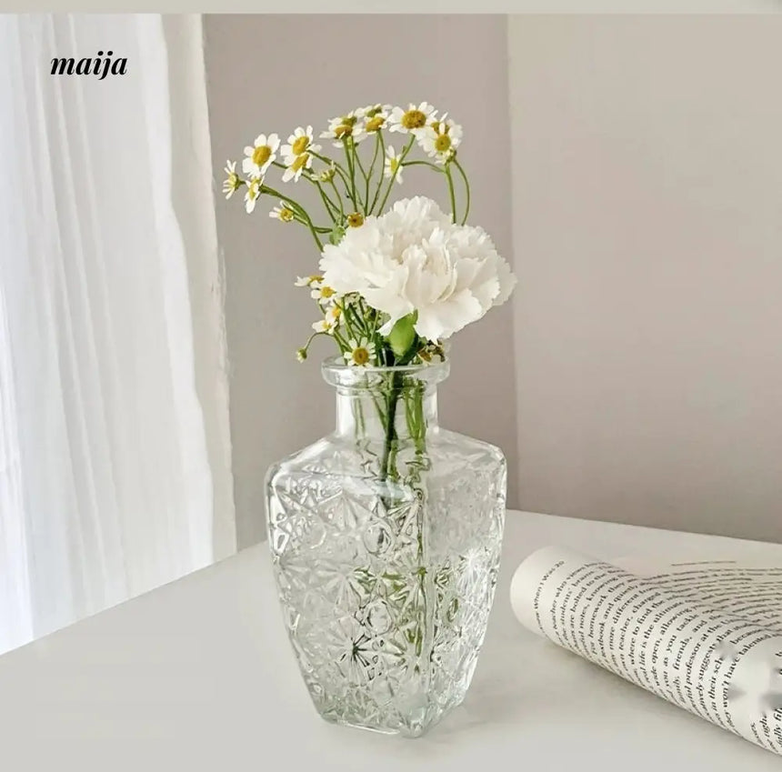 BANKE Retro Glossy Flower-Shaped Small Vase from BANKE