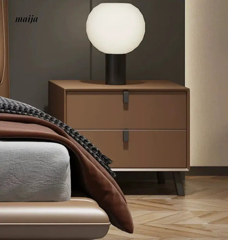 Dexter Leather Minimalist Bed from Kaiyashi