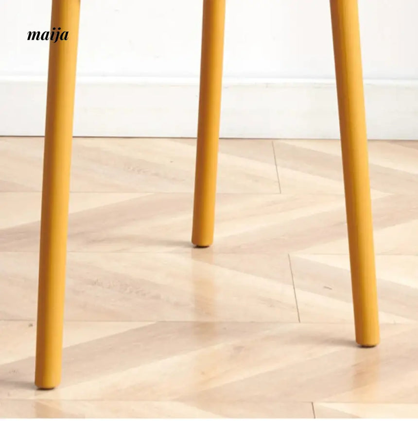 Ava Plastic Dining Chair