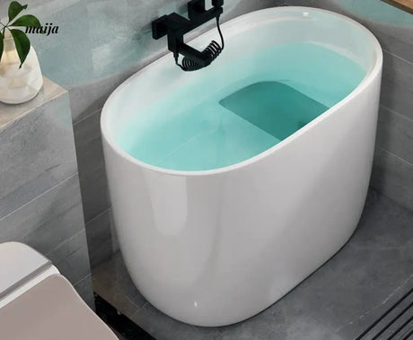 Mini Freestanding Round Acrylic Bathtub from maija