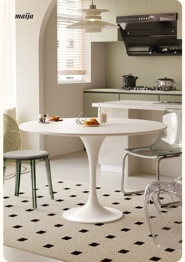 PUMPKIN BOX Round Tulip Dining Table from PUMPKIN BOX