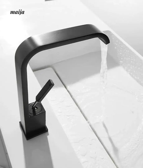 Monochrome European Waterfall Copper Faucet from Kaiyashi