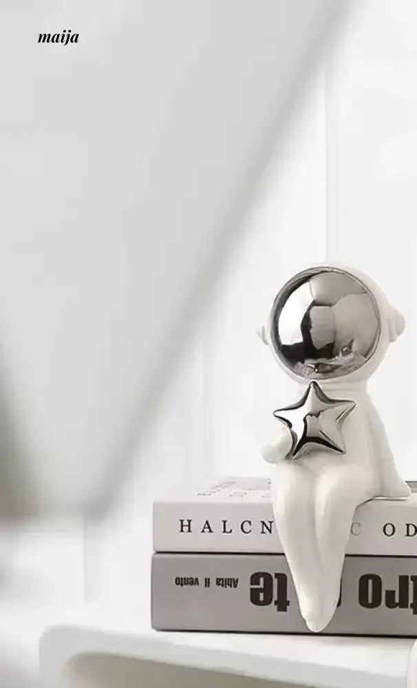 ALISA Alice Crescent Moon Table Lamp from ALISA
