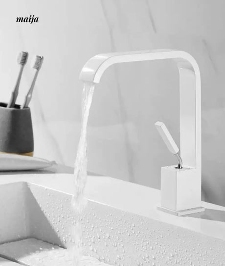 Monochrome European Waterfall Copper Faucet from Kaiyashi