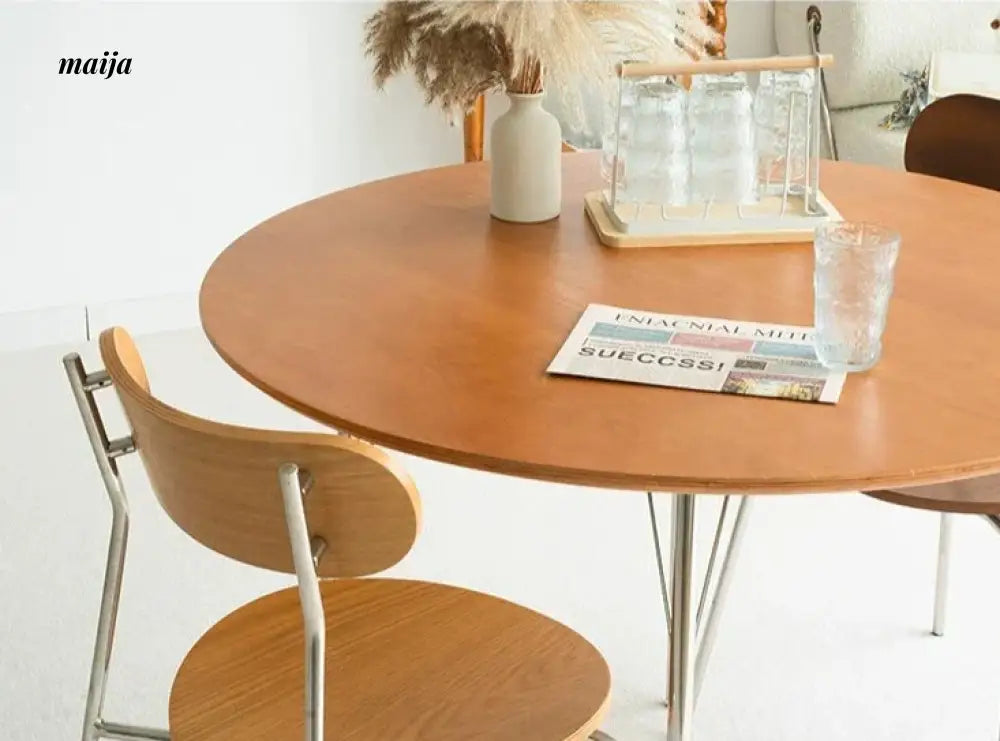 MOODSTORM Lilli Simple Iron Dining Table and Chair Set from MOODSTORM