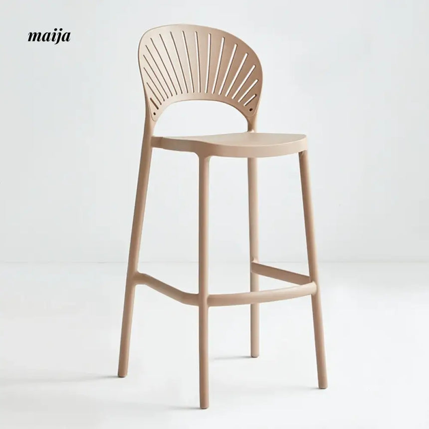 Wanda Plastic Bar Stool