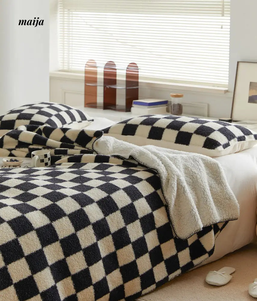 Chessboard Fleece Throw from REWER