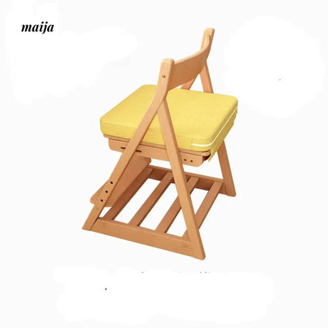 IJOYS Adjustable Children's Chair from Kaiyashi