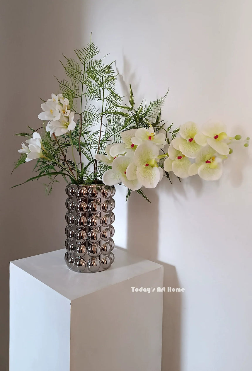 TODAYARTIST Celeste Creamy Silver Ceramic Jewelry with French Flair from TODAYARTIST