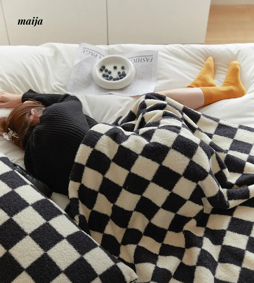 Chessboard Fleece Throw from REWER