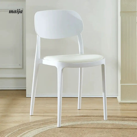 [CLEARANCE] Shania Plastic Dining Chair from Yishengtao