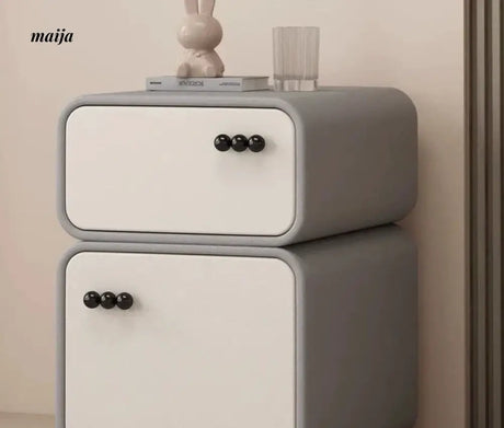 Olivier Bedside Table from Mufanli