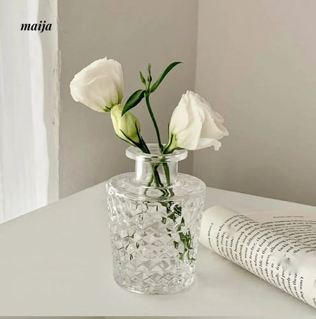 BANKE Retro Glossy Flower-Shaped Small Vase from BANKE